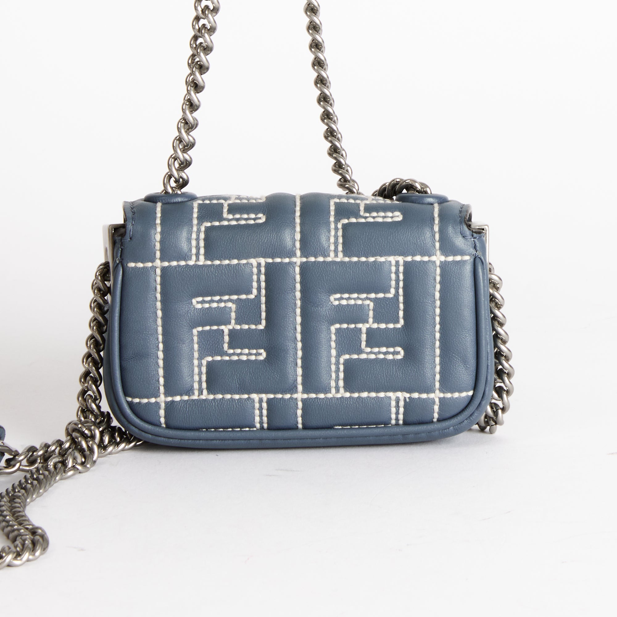 FENDI - Sac bandoulière FENDI Nano Baguette cuir bleu - Hand Bag