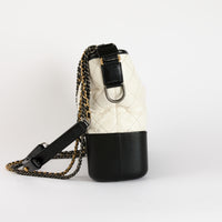 CHANEL - Sac bandoulière Gabrielle GM cuir blanc noir - Hand bag