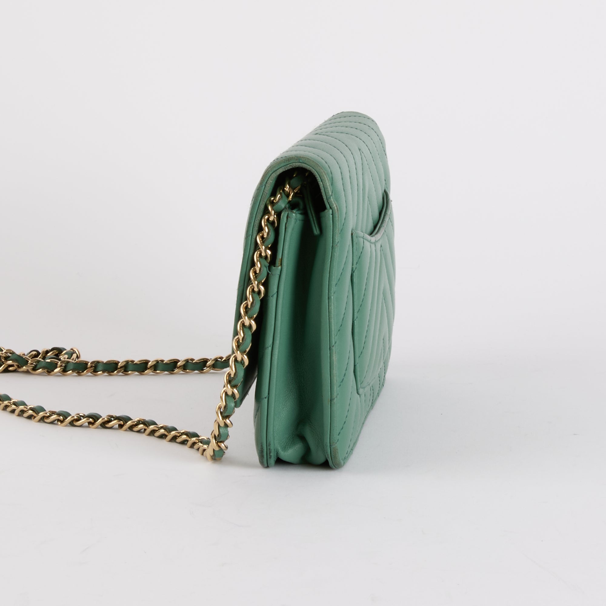 CHANEL - Sac bandoulière Wallet on Chain Cuir Chevron Vert - Shoulder Bag