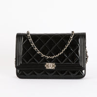 CHANEL - Sac bandoulière Wallet on Chain Boy vernis noir - Hand Bag