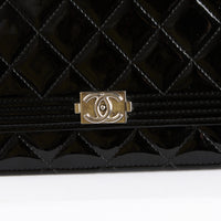 CHANEL - Sac bandoulière Wallet on Chain Boy vernis noir - Hand Bag