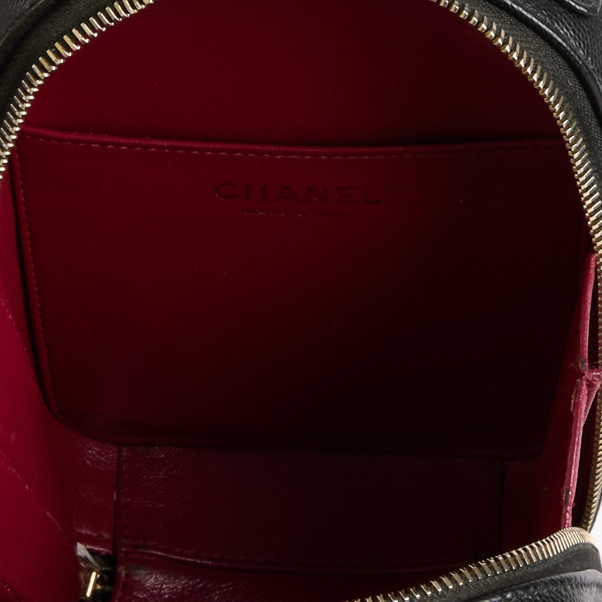 CHANEL - Sac bandoulière Vanity Vertical Logo CC cuir caviar - Hand Bag