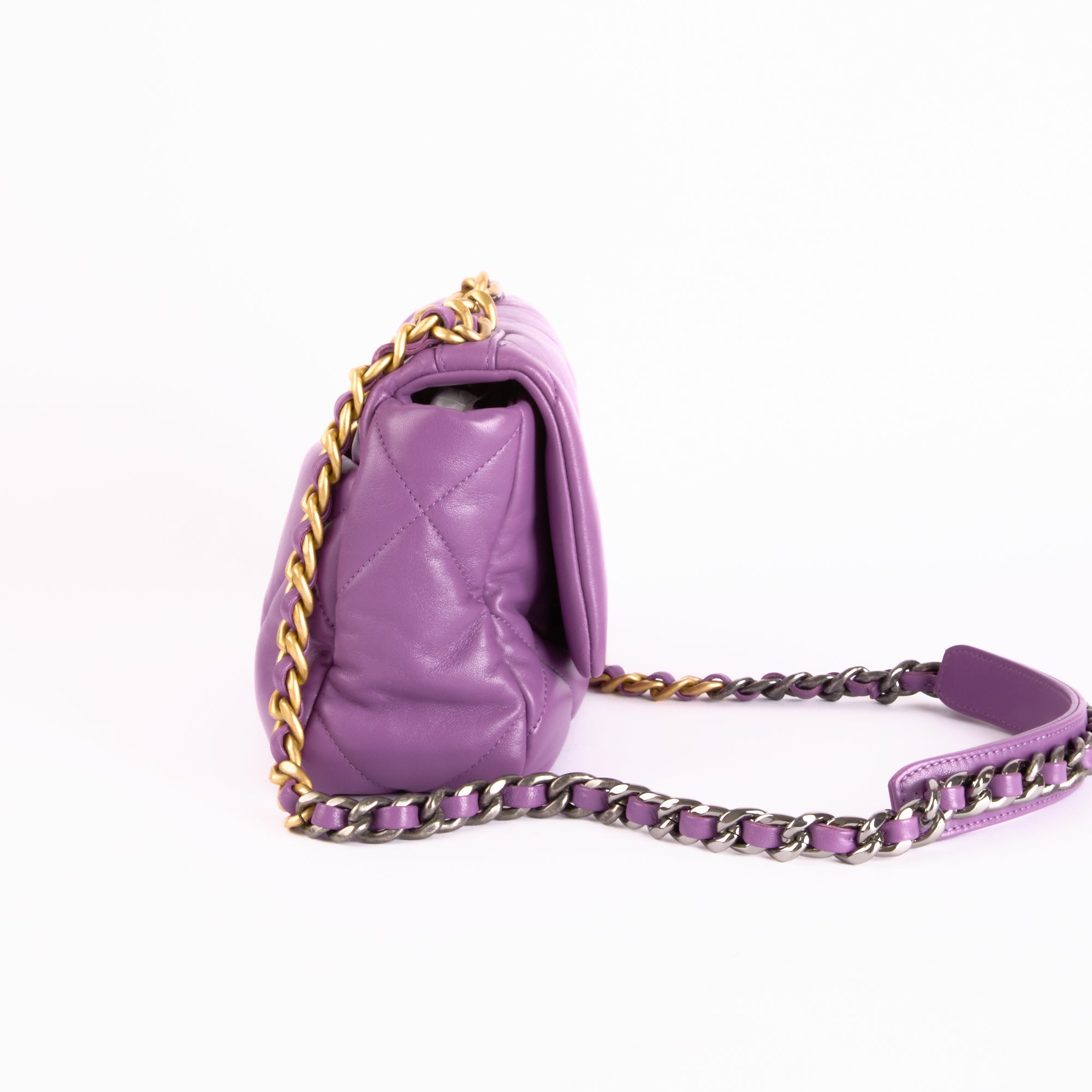 CHANEL - Sac bandoulière 19 Small cuir Violet - Hand Bag