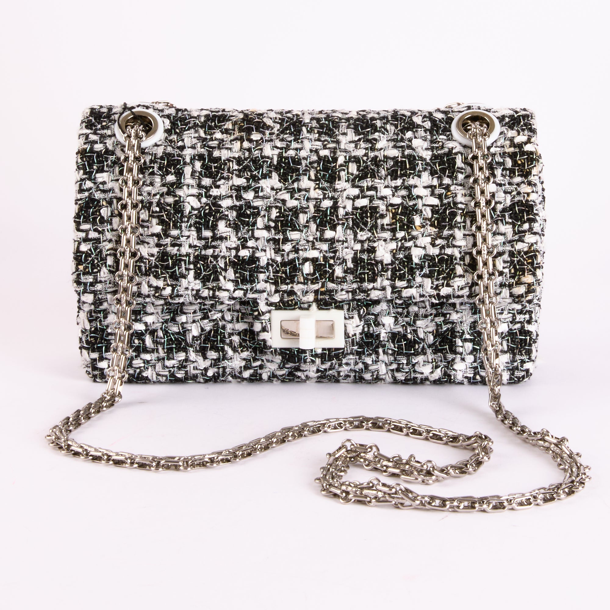 CHANEL - Sac bandoulière 2.55 Tweed Noir et Blanc - Hand bag