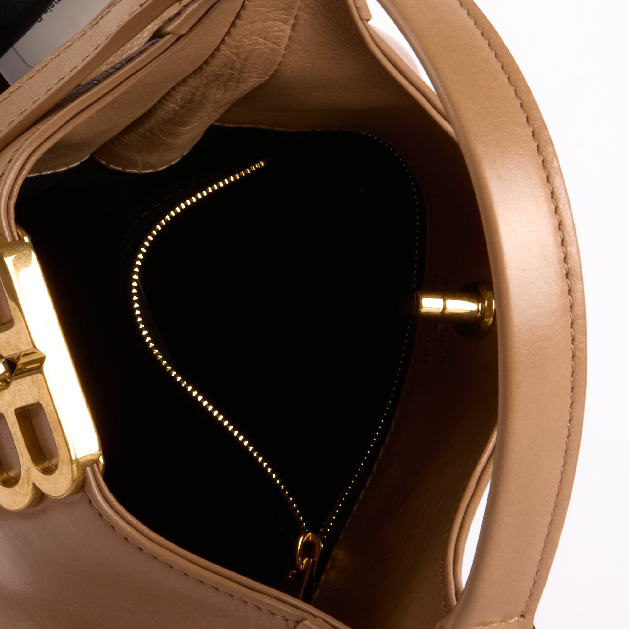 BALENCIAGA - Sac à main BB Soft Hobo Small cuir beige - Hand Bag