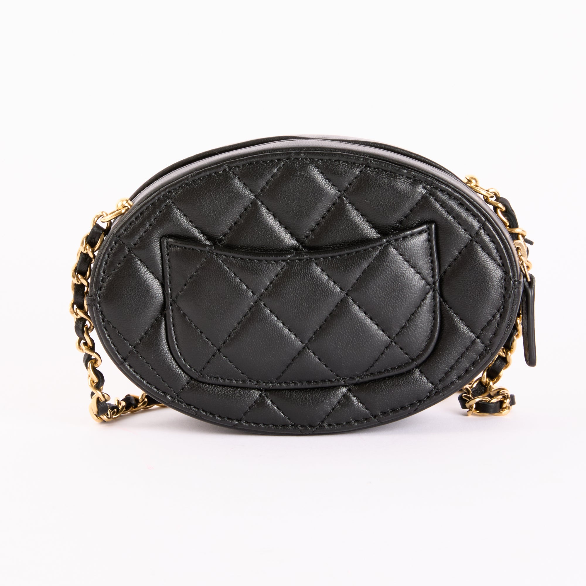 CHANEL - Sac bandoulière Coco Mark plaque doré cuir noir - Hand bag