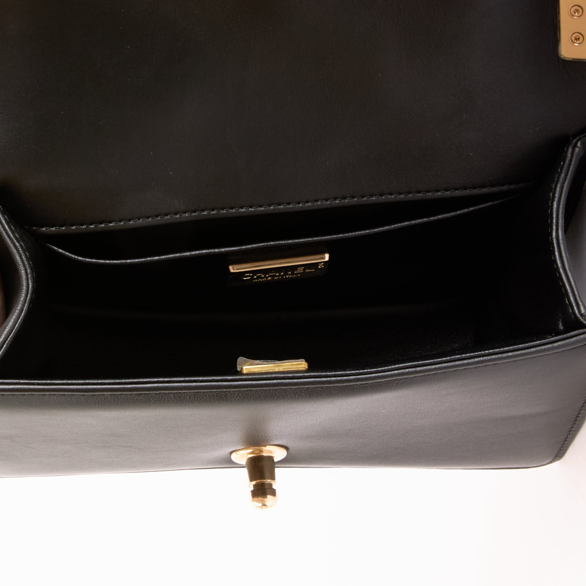 CHANEL - Sac bandoulière Boy Small cuir Matelassé chain - Hand Shoulder Bag