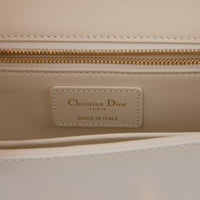 DIOR - 30 Montaigne handbag in white leather - Handbag
