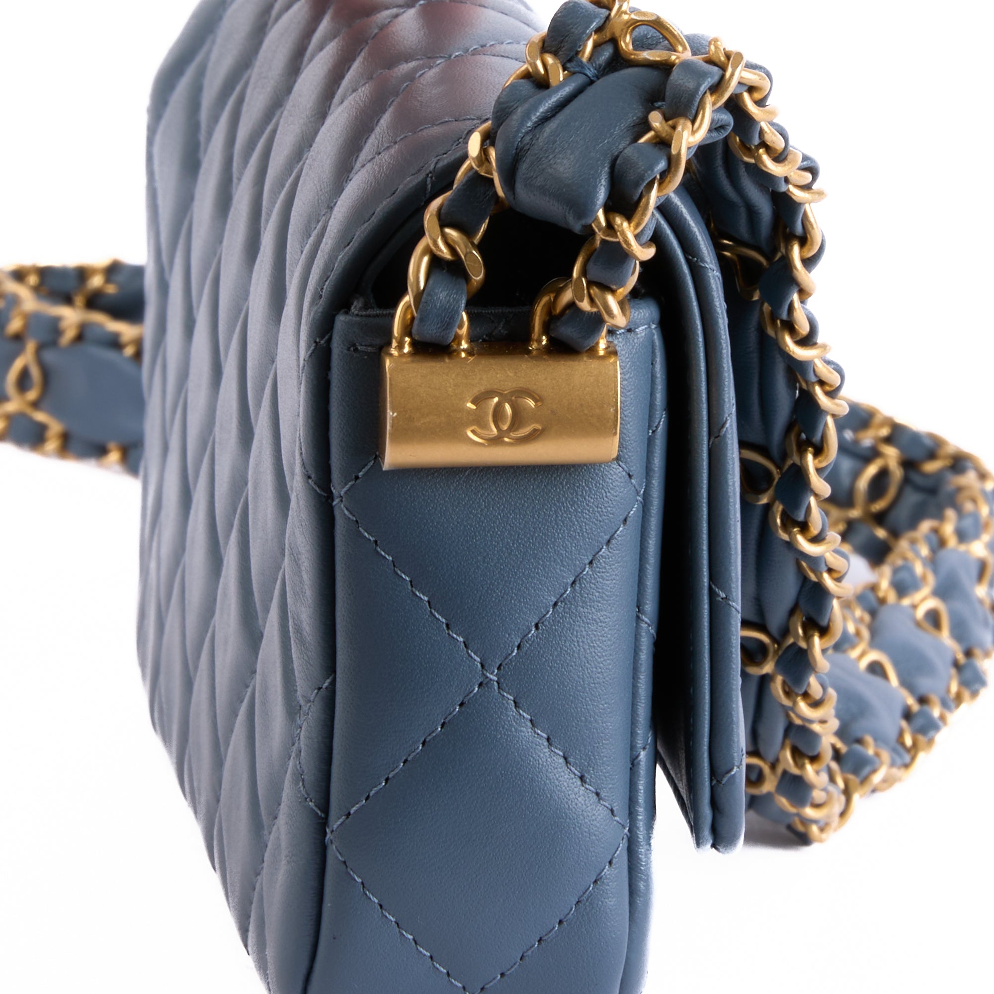 CHANEL - Sac bandoulière Wallet on chain Mini 19 cuir bleu - Hand bag