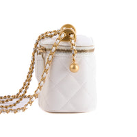 CHANEL - Sac bandoulière Mini Vanity logo CC cuir blanc - Hand bag