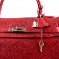 HERMES - Sac à main Kelly 35 cuir Taurillon Clémence rouge - Hand bag