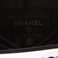 CHANEL - CC Logo Phone Case shoulder bag in black patent leather - Handbag 