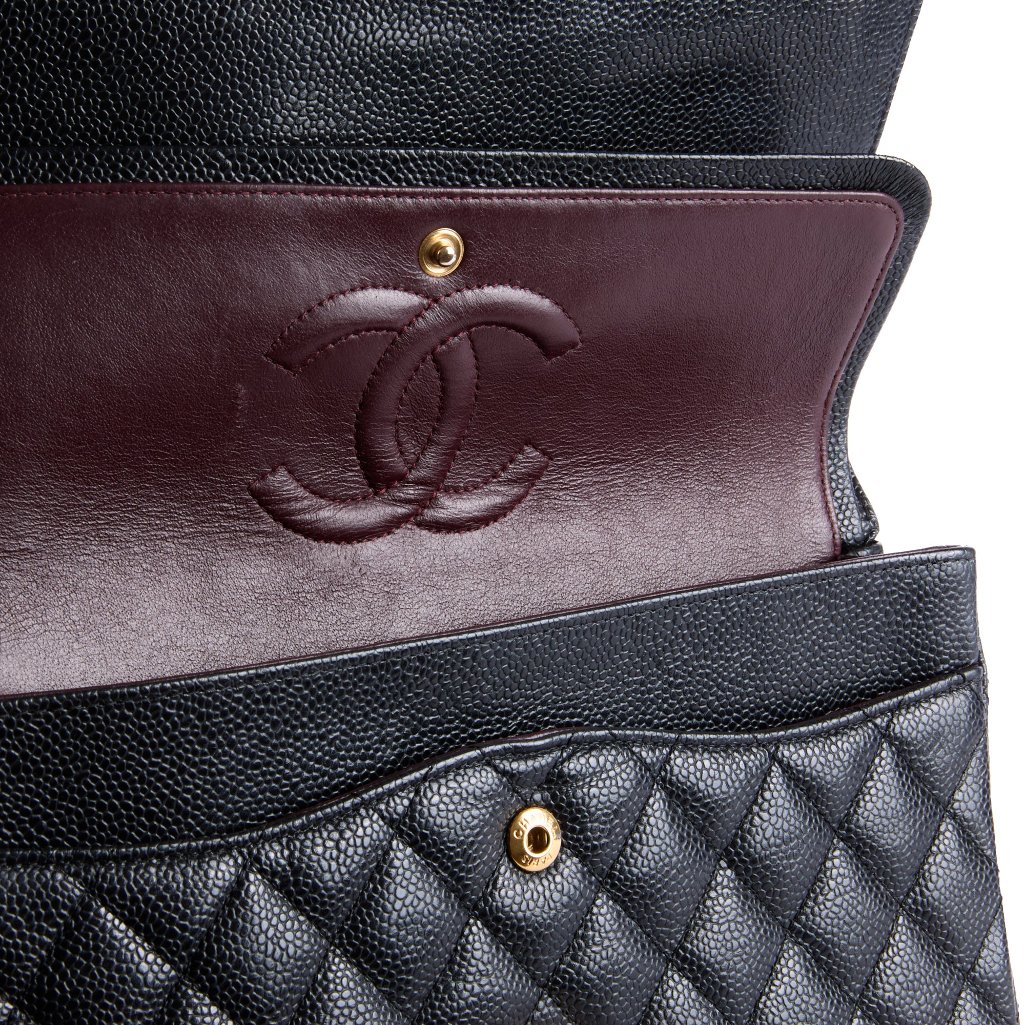 CHANEL - Sac bandoulière Timeless Medium classique cuir caviar noir - Hand bag