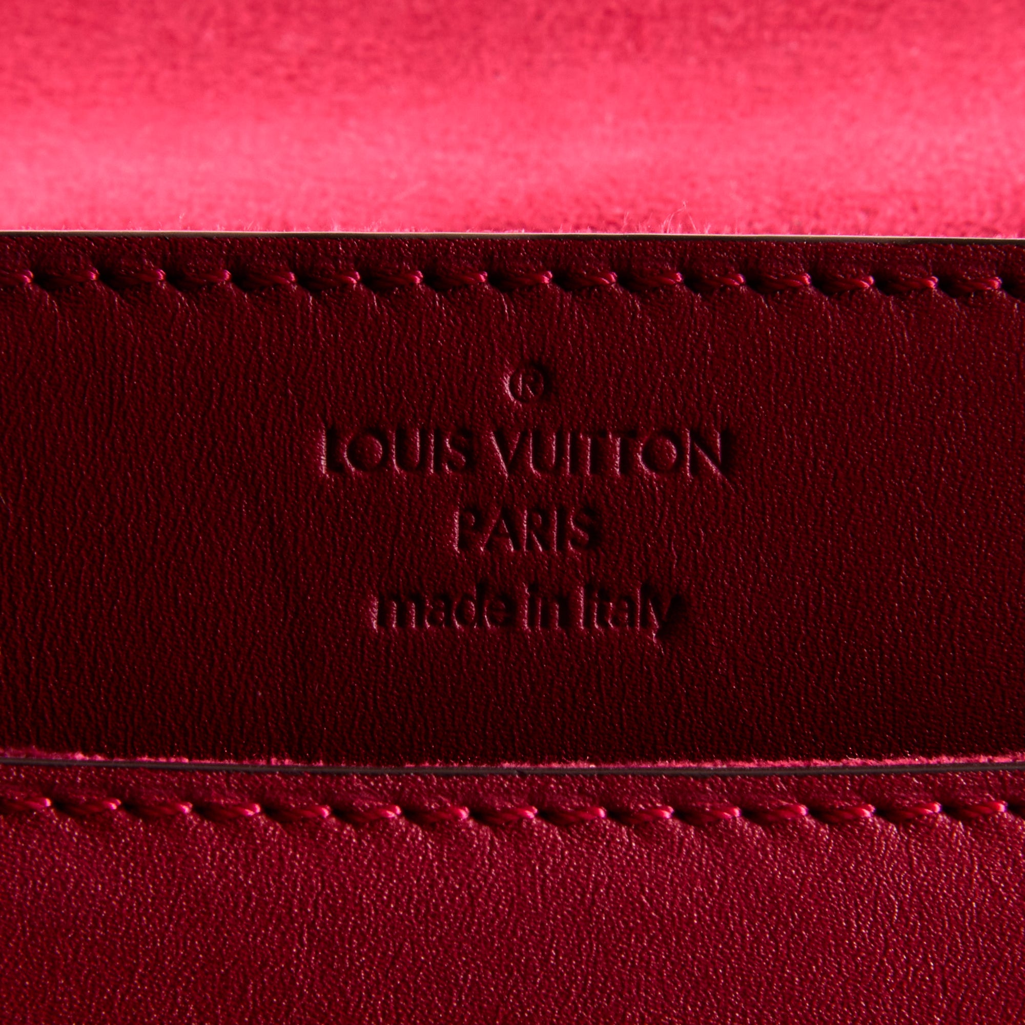 LOUIS VUITTON - Sac bandoulière Louise GM cuir rouge - Hand bag
