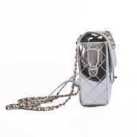 CHANEL - Sac à dos Mirror Timeless Star cuir argent - Hand Bag